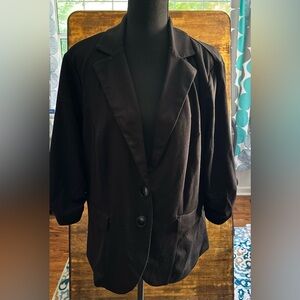 Torrid Ladies Blazer - Used - 3/4 Sleeve - Black, Size 2